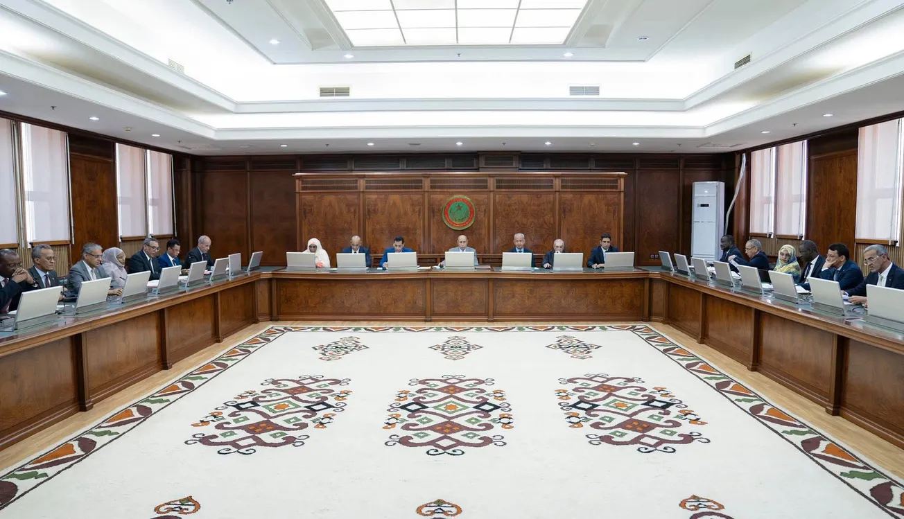 الحكومة تعقد اجتماعا استثنائيا الثلاثاء بعد تأجيل دام أسبوعا
