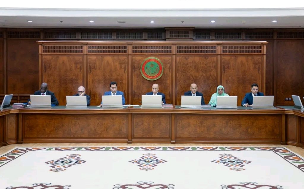 تعيينات حكومية جديدة تشمل قطاعات الشباب والاقتصاد والتجارة