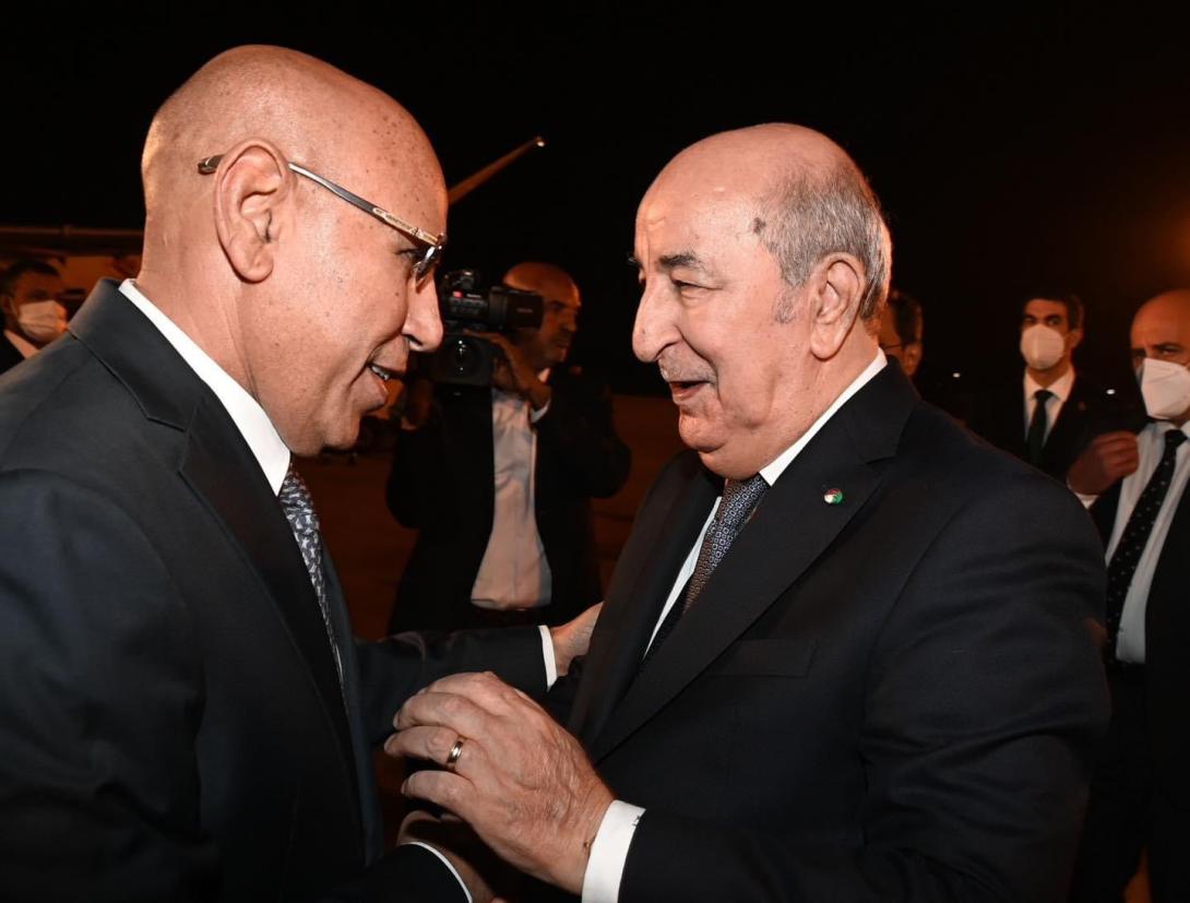 الرئيس الموريتاني يهنئ نظيره الجزائري ويشيد بالعلاقات الثنائية
