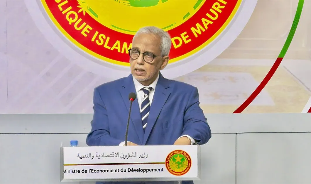 الحكومة: الميزانية المعدلة ترفع الإيرادات وتحسن العجز المالي