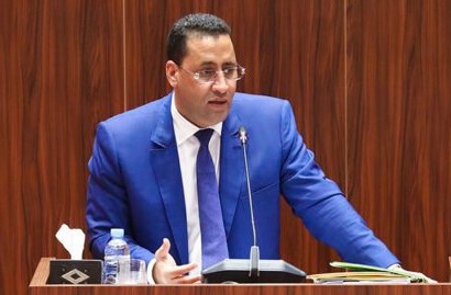 المختار ولد أجاي… حين تتحول الحكومة من إدارة يومية إلى ورشة تنفيذ