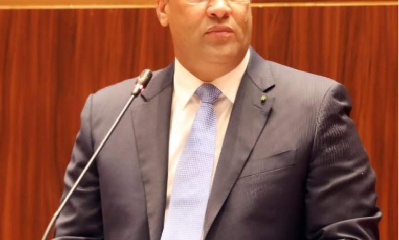 الوزير الأول: تشكيل لجنة مستقلة للتحقيق في اضطرابات الكهرباء بنواكشوط