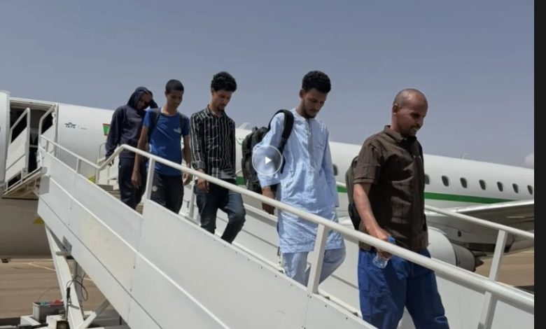 النعمة تستقبل الموريتانيين المفرج عنهم من مالي
