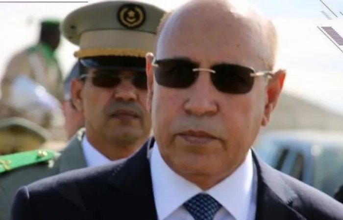 غزواني يتفقد جهود إعادة الكهرباء بعد حرائق محطتي تحويل