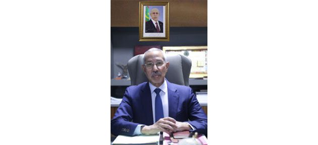 وزير الدفاع يمثل موريتانيا في قمة الاتحاد الإفريقي الاستثنائية بلواندا