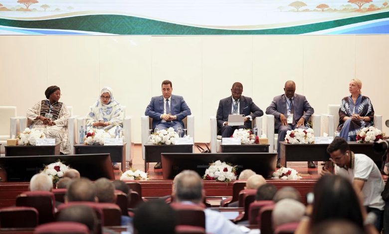 الوزير الأول: التغير المناخي يفاقم الهشاشة الاقتصادية والاجتماعية
